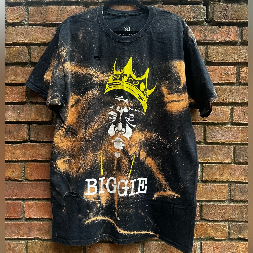Distressed Biggie tee